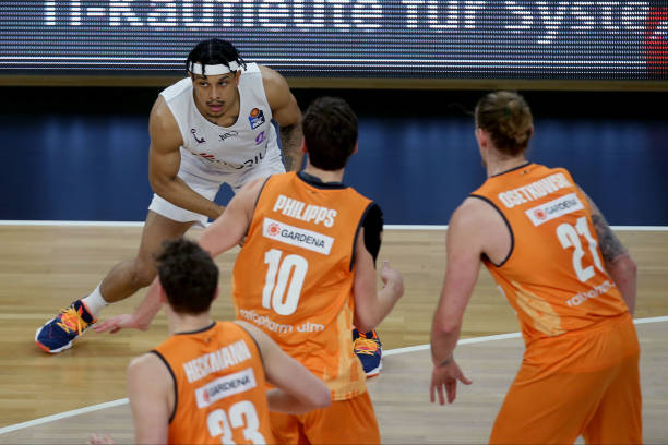 德甲巨擘眼 德甲巨擘眼