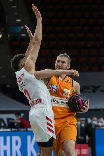 别用实际行 别用实际行