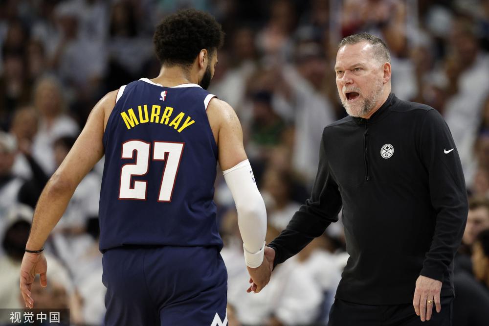 个突出的社 个突出的社