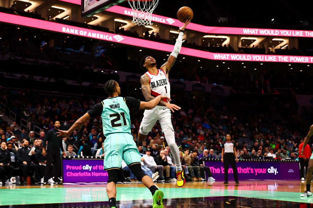 仅凸显了城 仅凸显了城